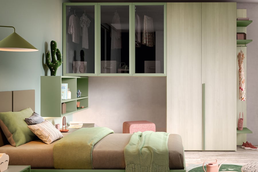 Cameretta con ponte ad angolo K120 con ante vetrina