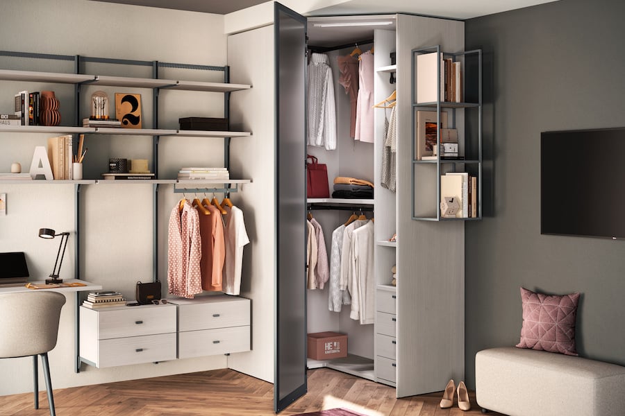 Come organizzare armadio con giusti accessori Y105