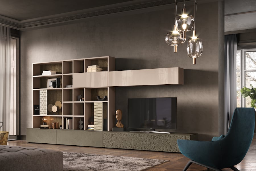 Libreria a muro moderna con ripiani sfalsati