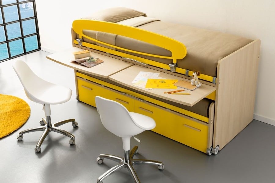Perché scegliere un letto a scomparsa: doppia funzione con scrivania Moretti Compact